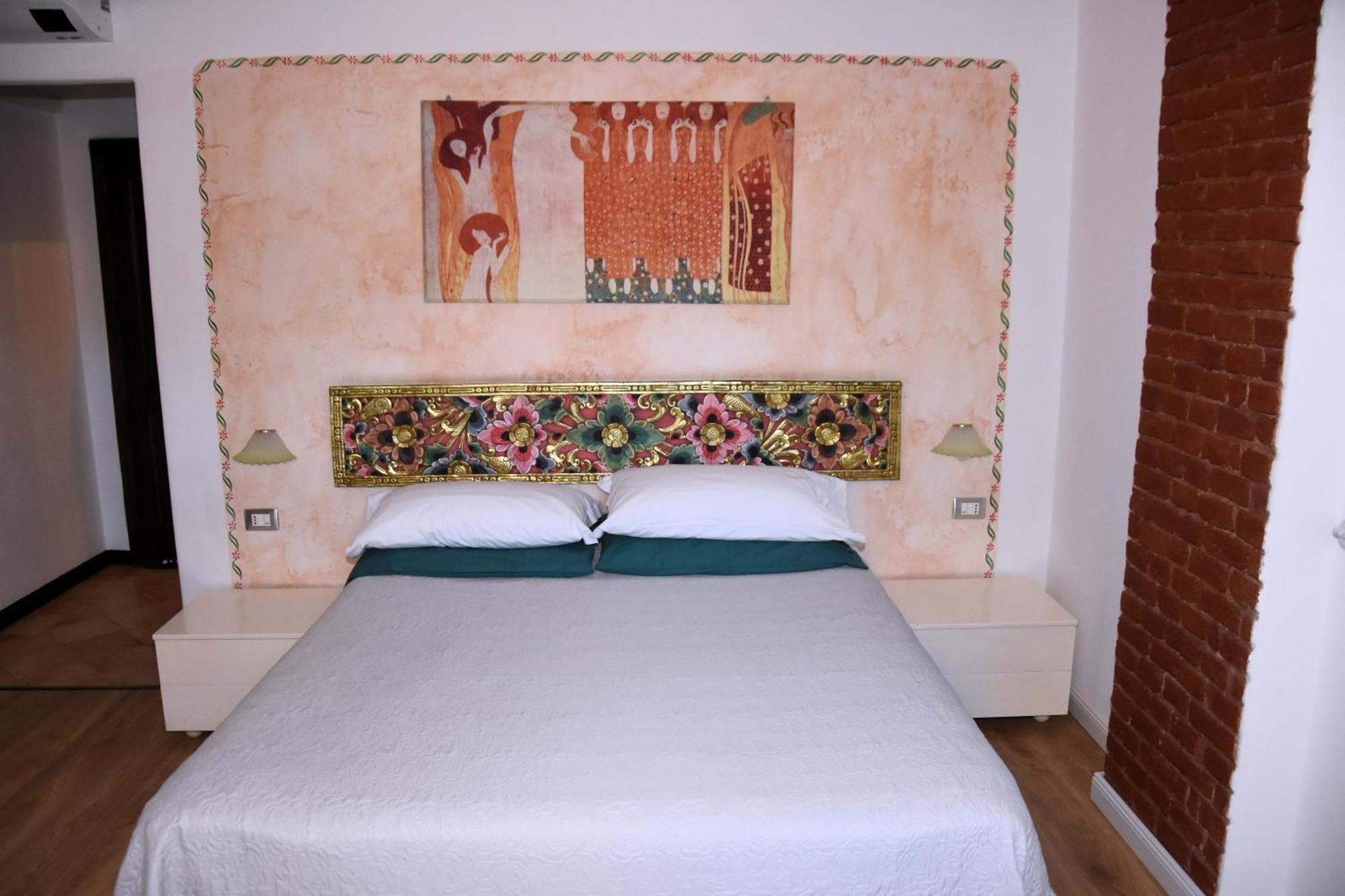 Guest House La Carolina Tigliole Exteriér fotografie